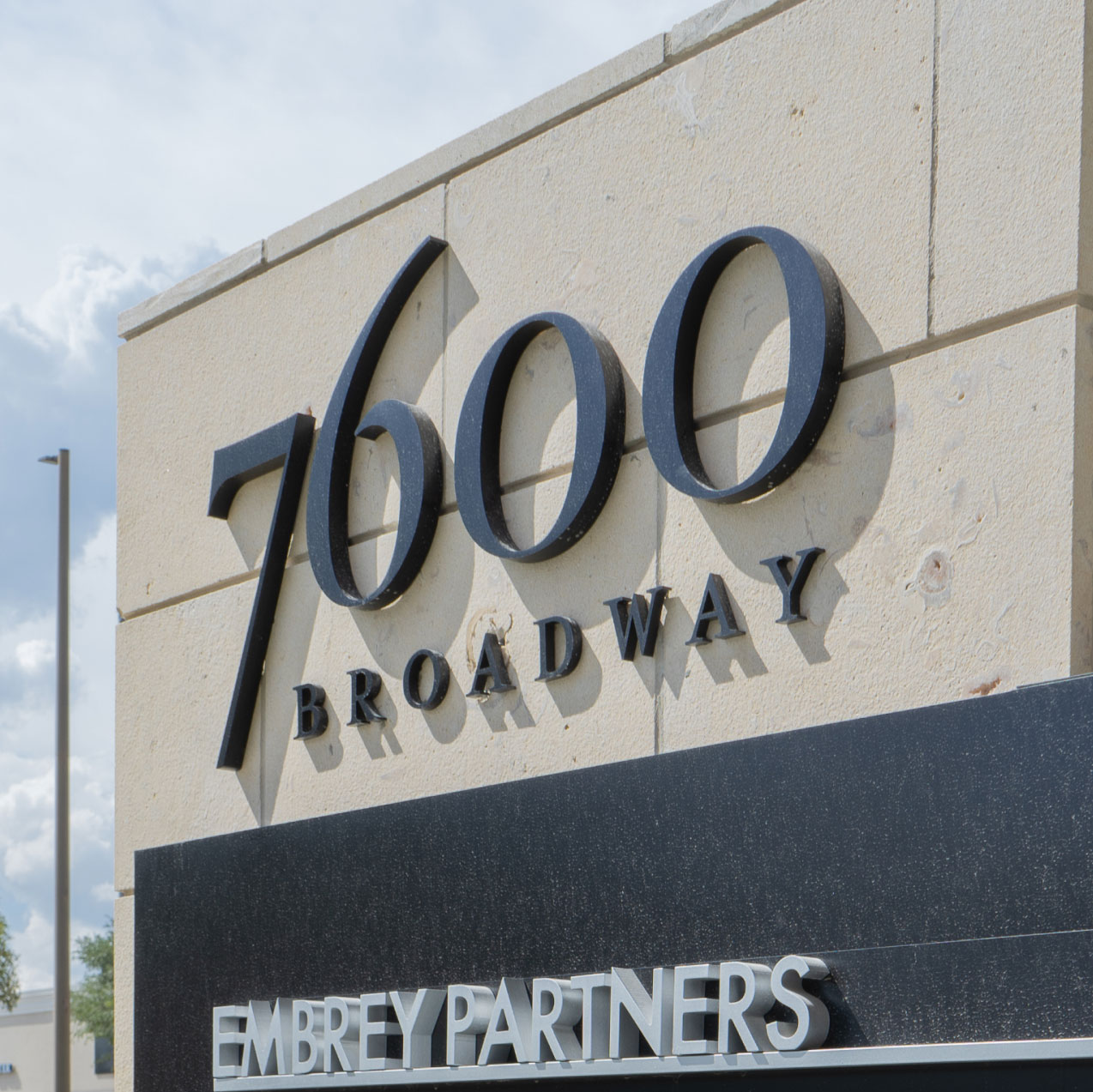 7600 Broadway